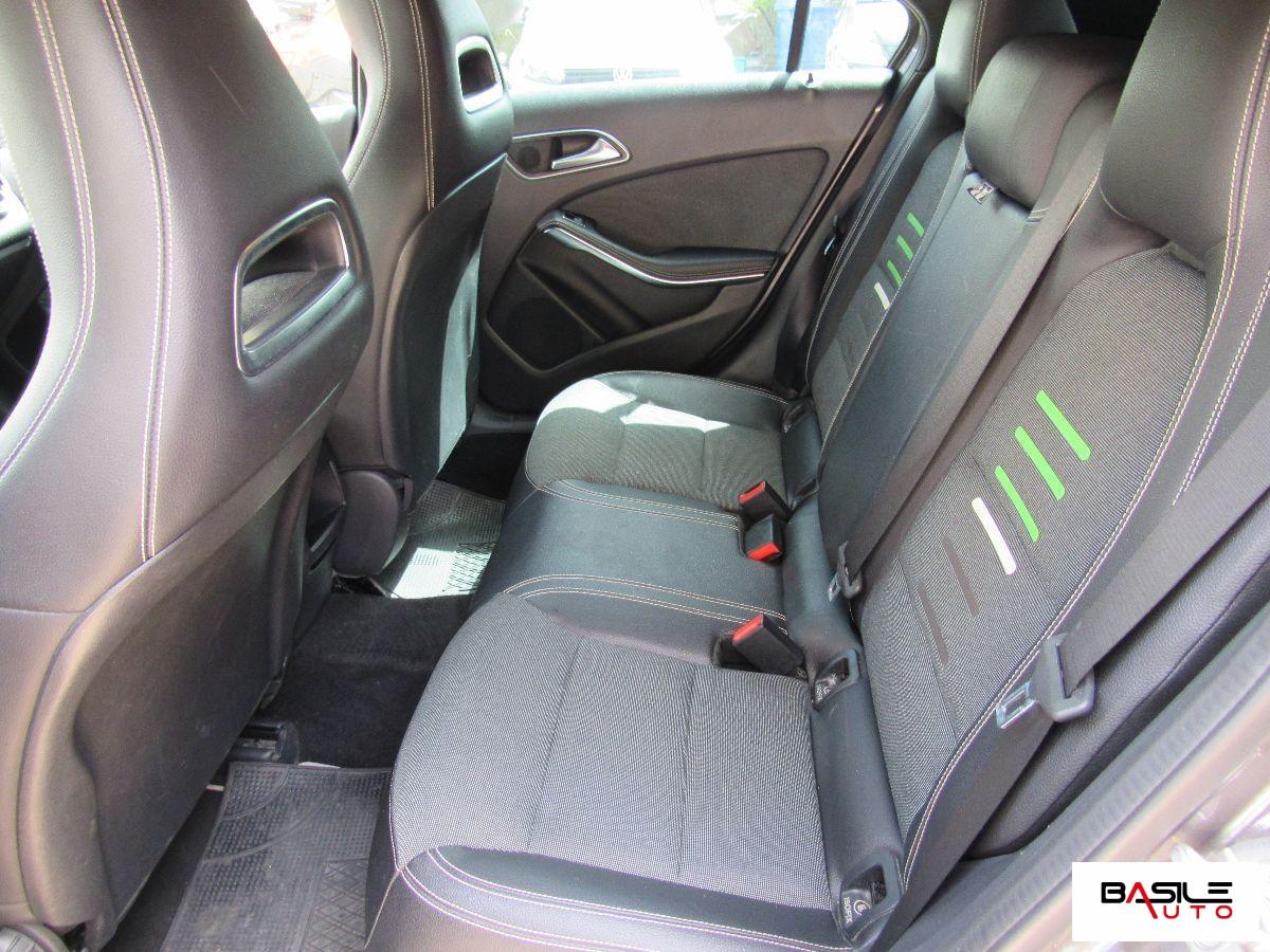 MERCEDES - Classe A - A 160 d Automatic Premium