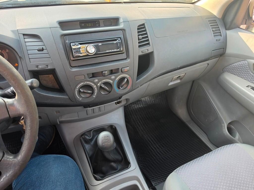 Toyota Hilux 2.5 D-4D 2WD 2p. Pick-up