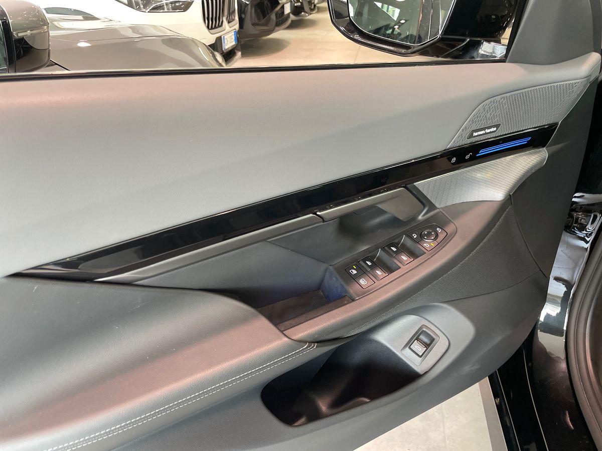 BMW Serie 5 G60 Berlina - 520d 48V xdrive MSport Pro auto