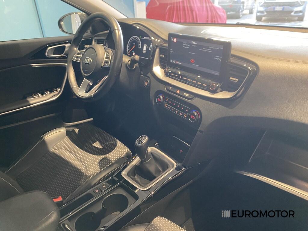 Kia Xceed 1.6 CRDi MHEV Evolution 2WD iMT