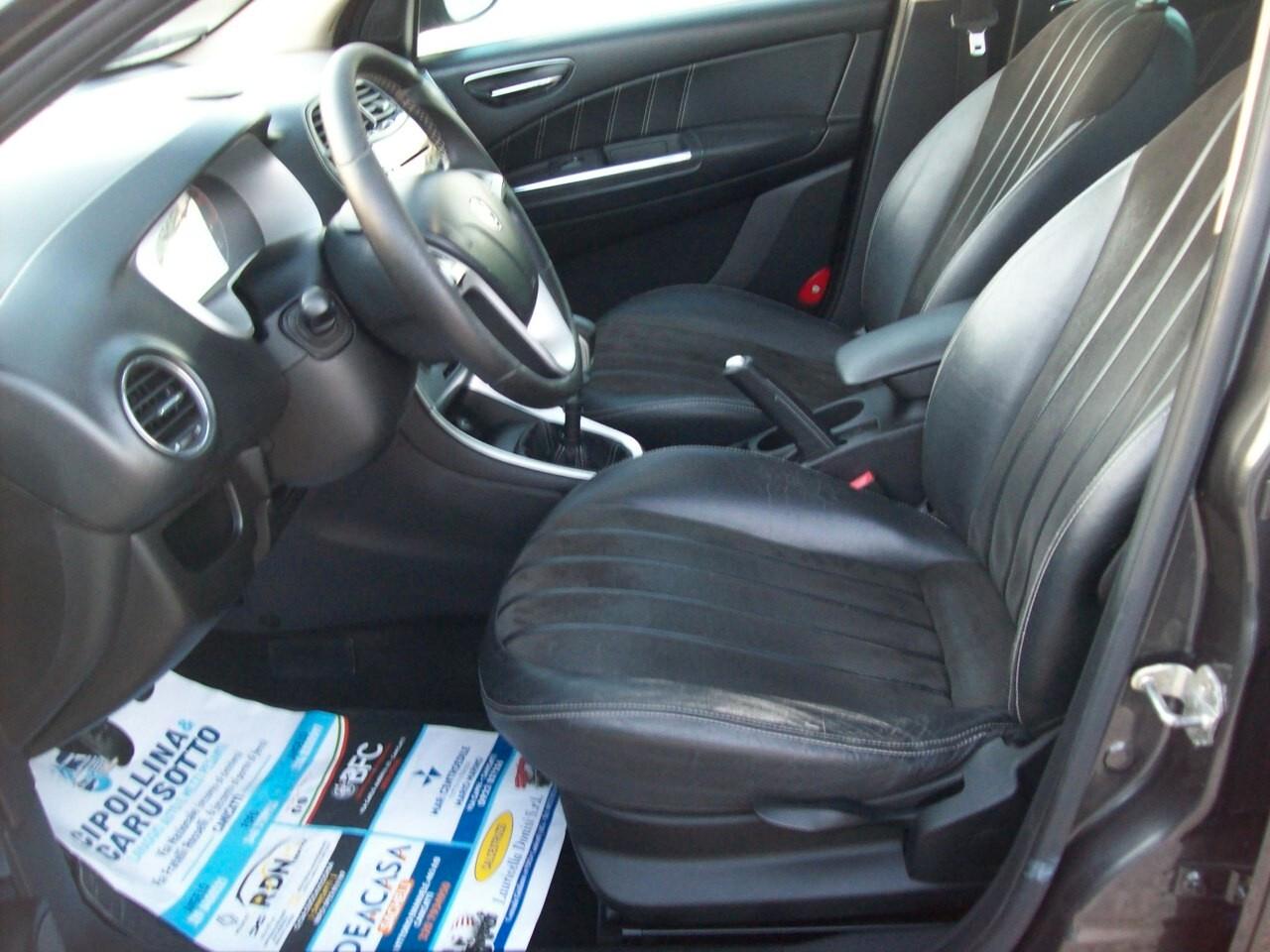 LANCIA DELTA 1.6 MTJ CV.120 PLATINO