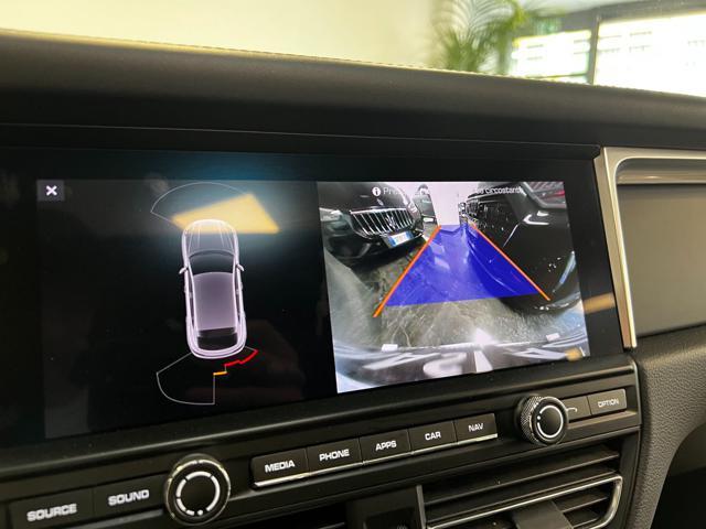 PORSCHE Macan 2.0 GANCIO / P.A.S.M. / TETTO / BIANCO PERLA / 21"
