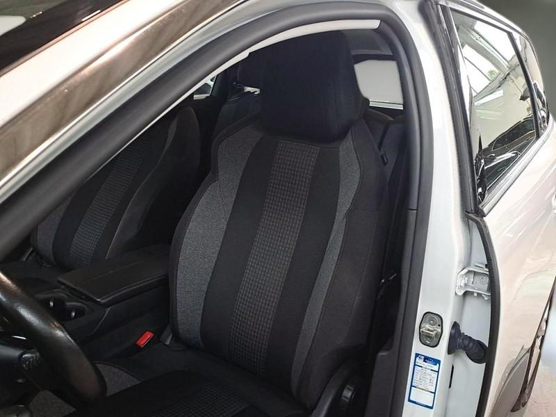 PEUGEOT 5008 BLUEHDI 130 ACTIVE PACK S/S SUV