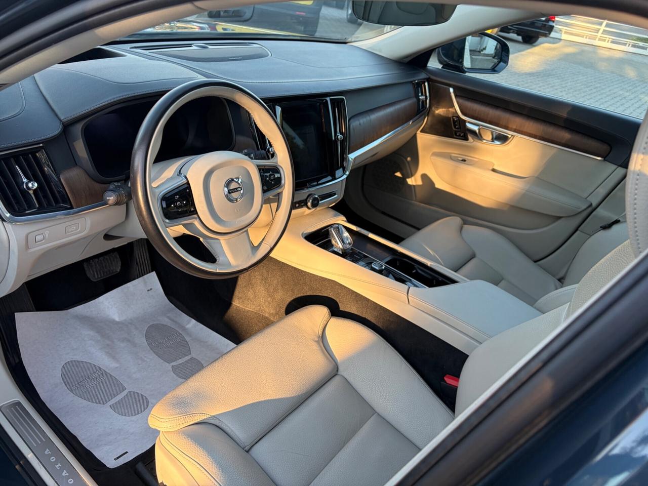 Volvo V90 B5 (d) AWD automatico Ultimate Dark