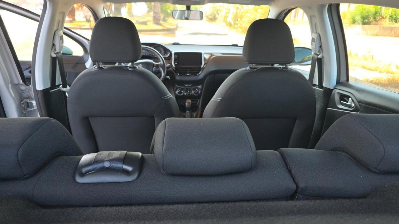 Peugeot 208 1.6 Bluehdi 75 cv 2018 Uniproprietaria