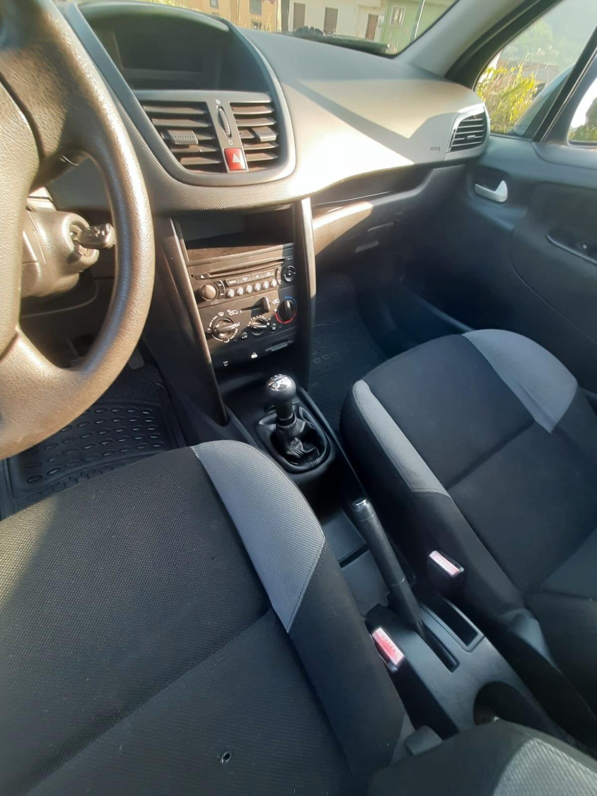 Peugeot 207 1.4 8V 75CV 5p. X Line ECO GPL