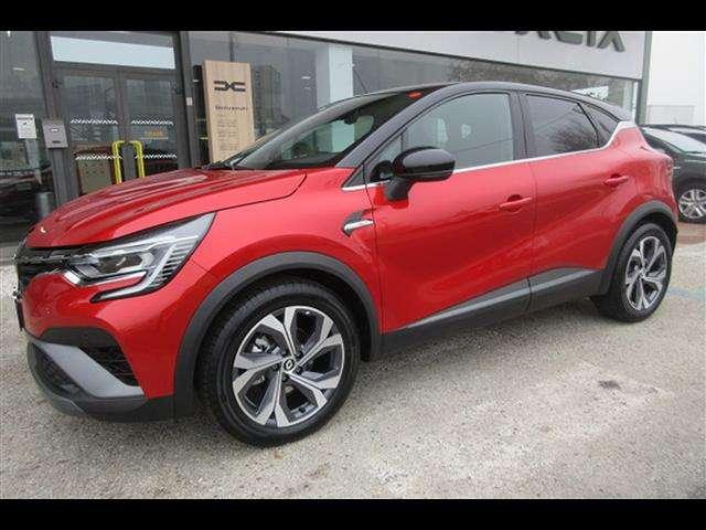 Renault Captur 1.6 E-TECH Hybrid RS Line Auto