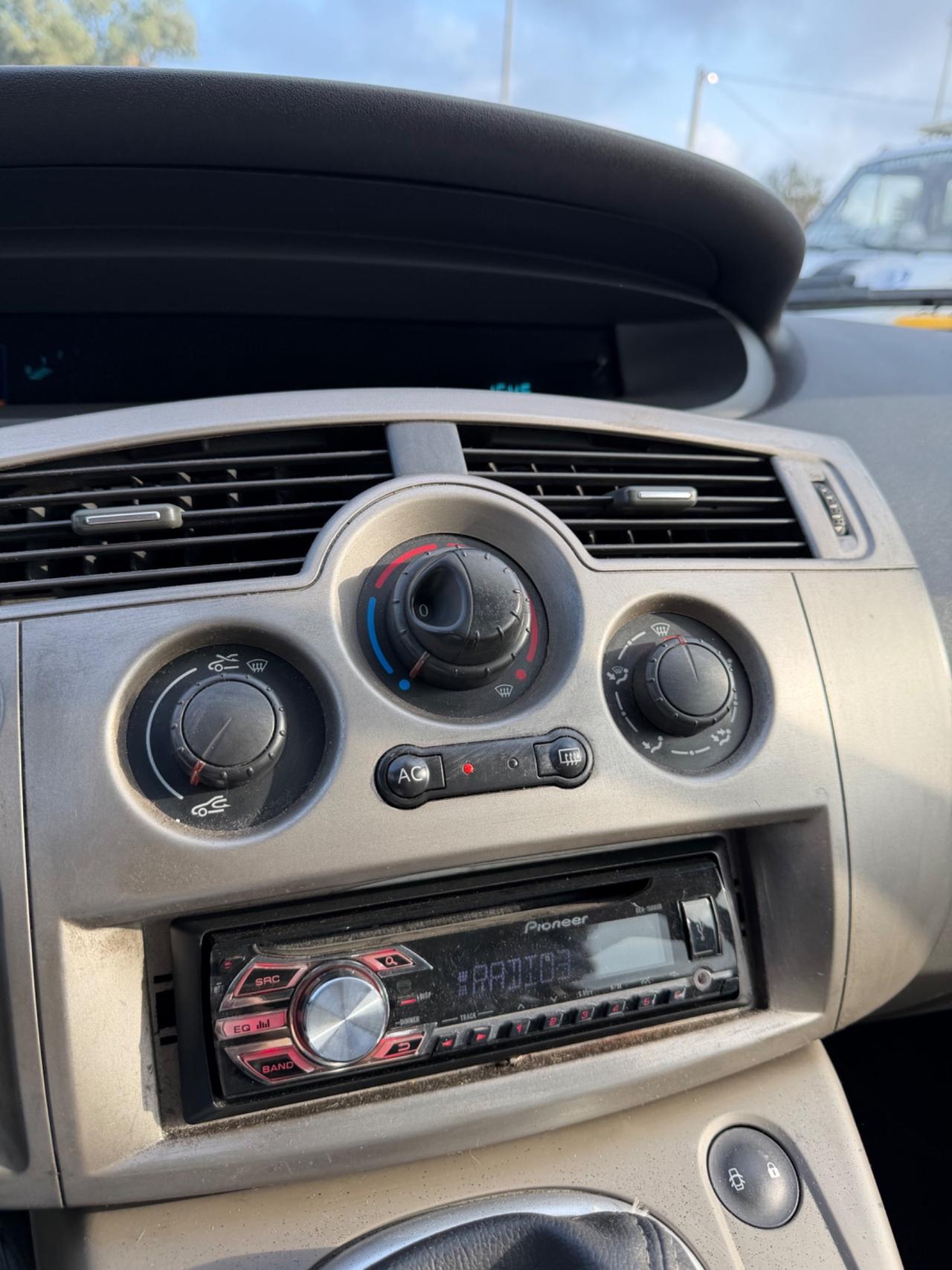 Renault Scenic Scénic 1.5 dCi/85CV Pack