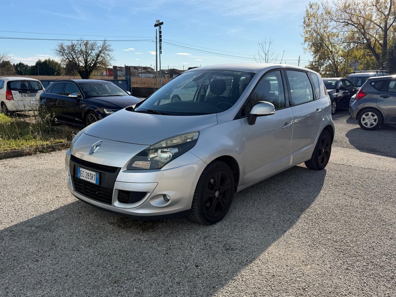 Renault Scenic Scénic 1.5 dCi 110CV EDC Dynamique