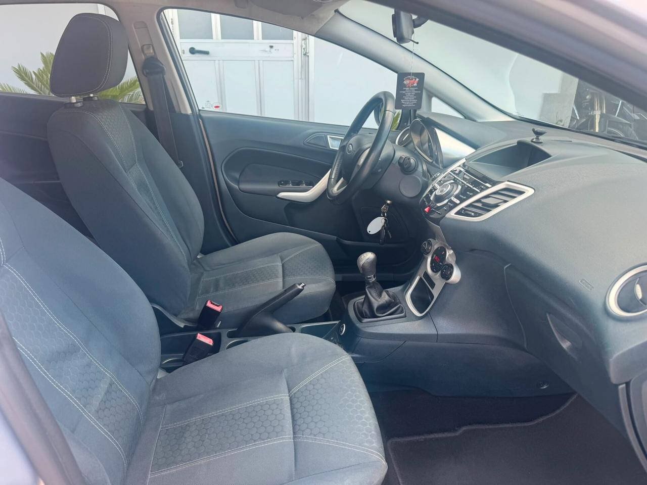 Ford Fiesta 1.4 5 porte Bz.- GPL Titanium