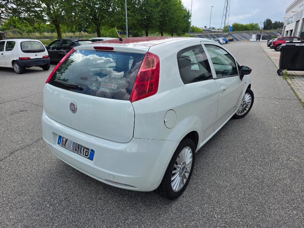 Fiat Grande Punto 1.4 GPL - NEOPATENTATI