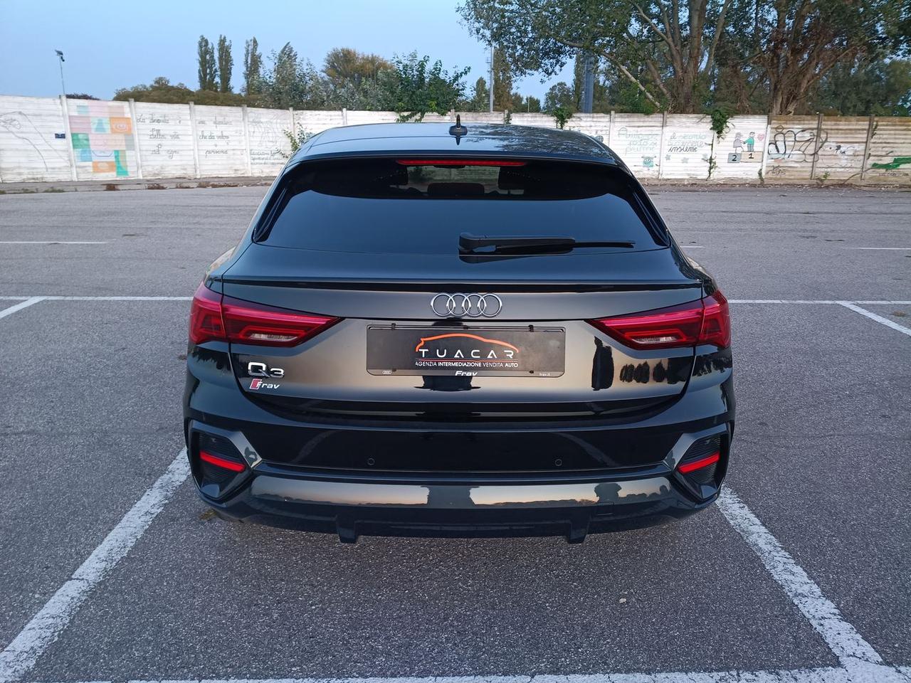 Audi Q3 Business Plus 2.0 35 TDI #50806