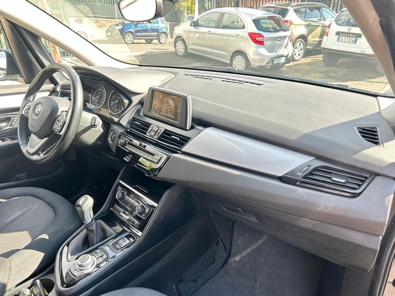 Bmw 2er Active Tourer 218d Luxury