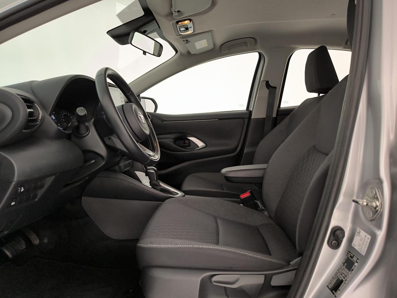Toyota Yaris 1.5h active