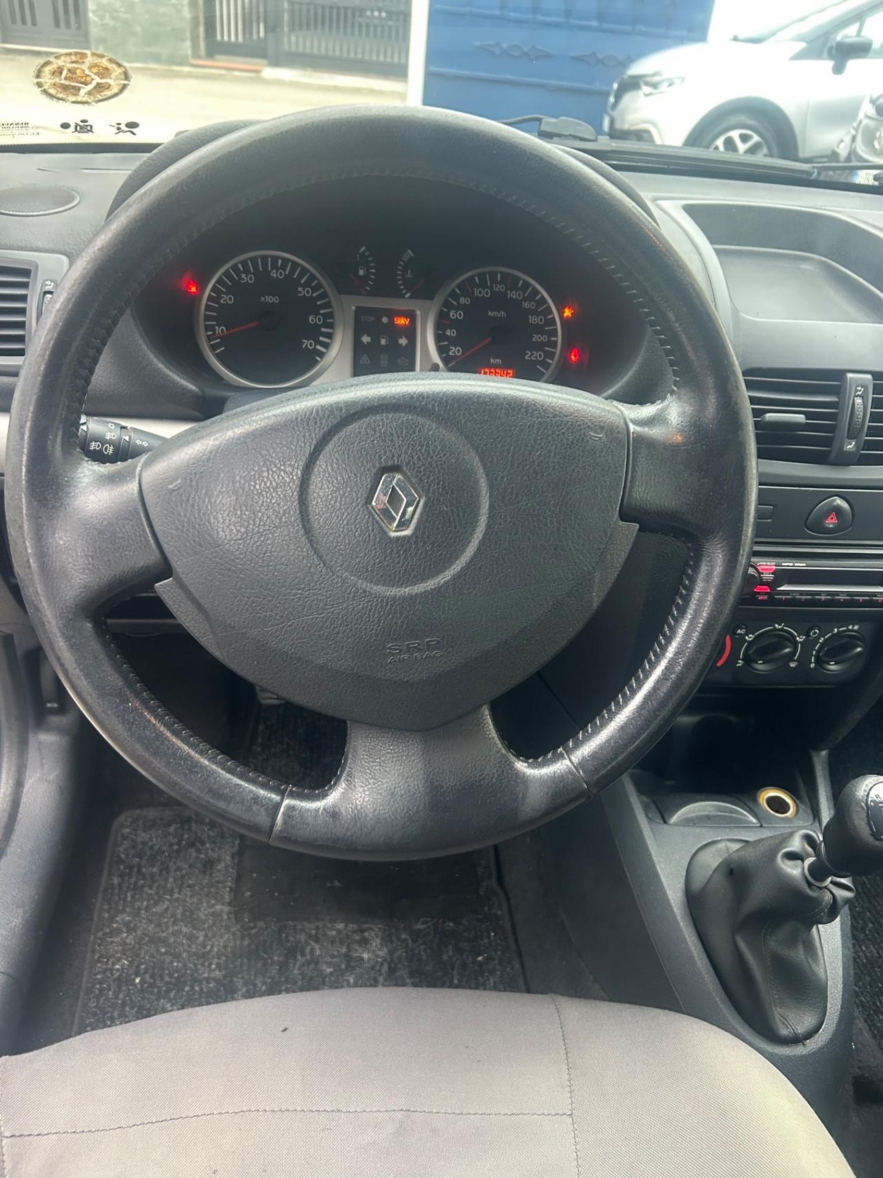 Renault Clio 1.2 16V cat 5 porte Privilège