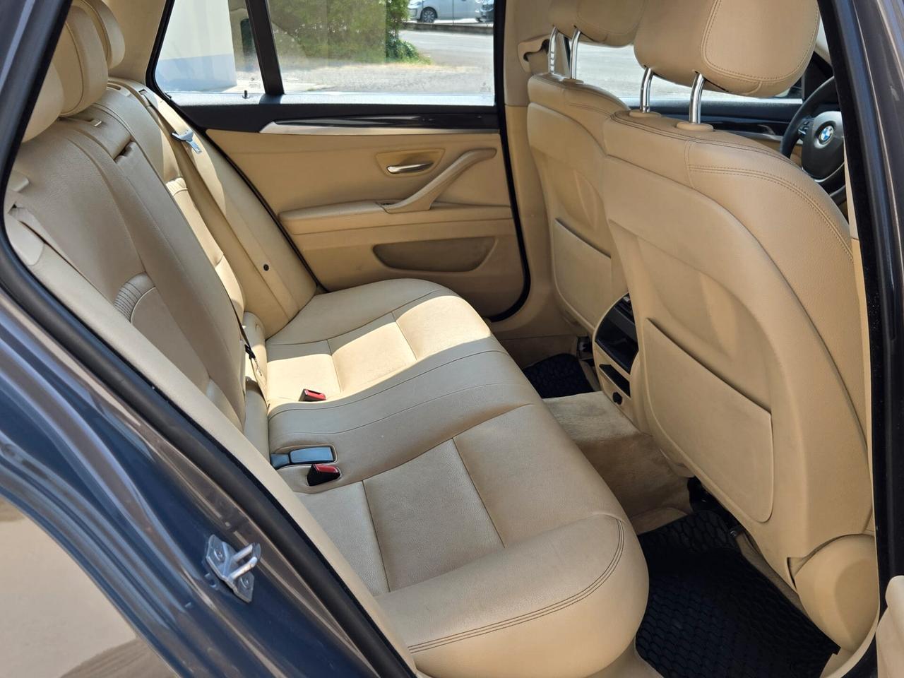 Bmw 530d xDrive 258CV Touring Luxury