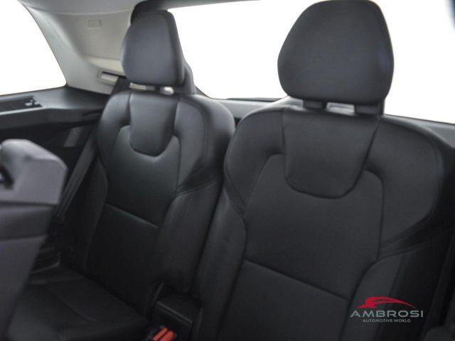 VOLVO XC90 B5 AWD Geartronic 7 posti Inscription