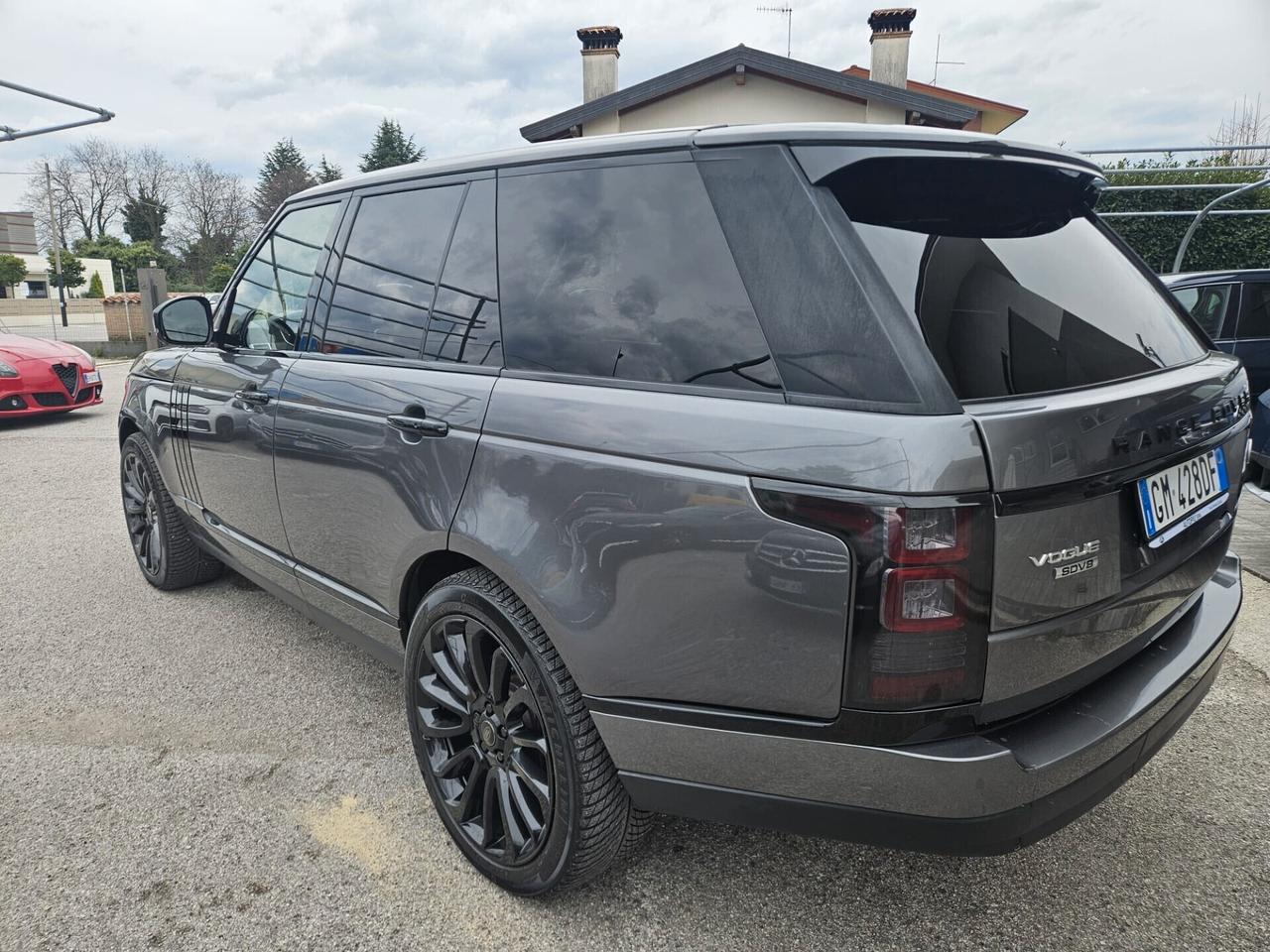 Land Rover Range 4.4 SDV8 Vogue