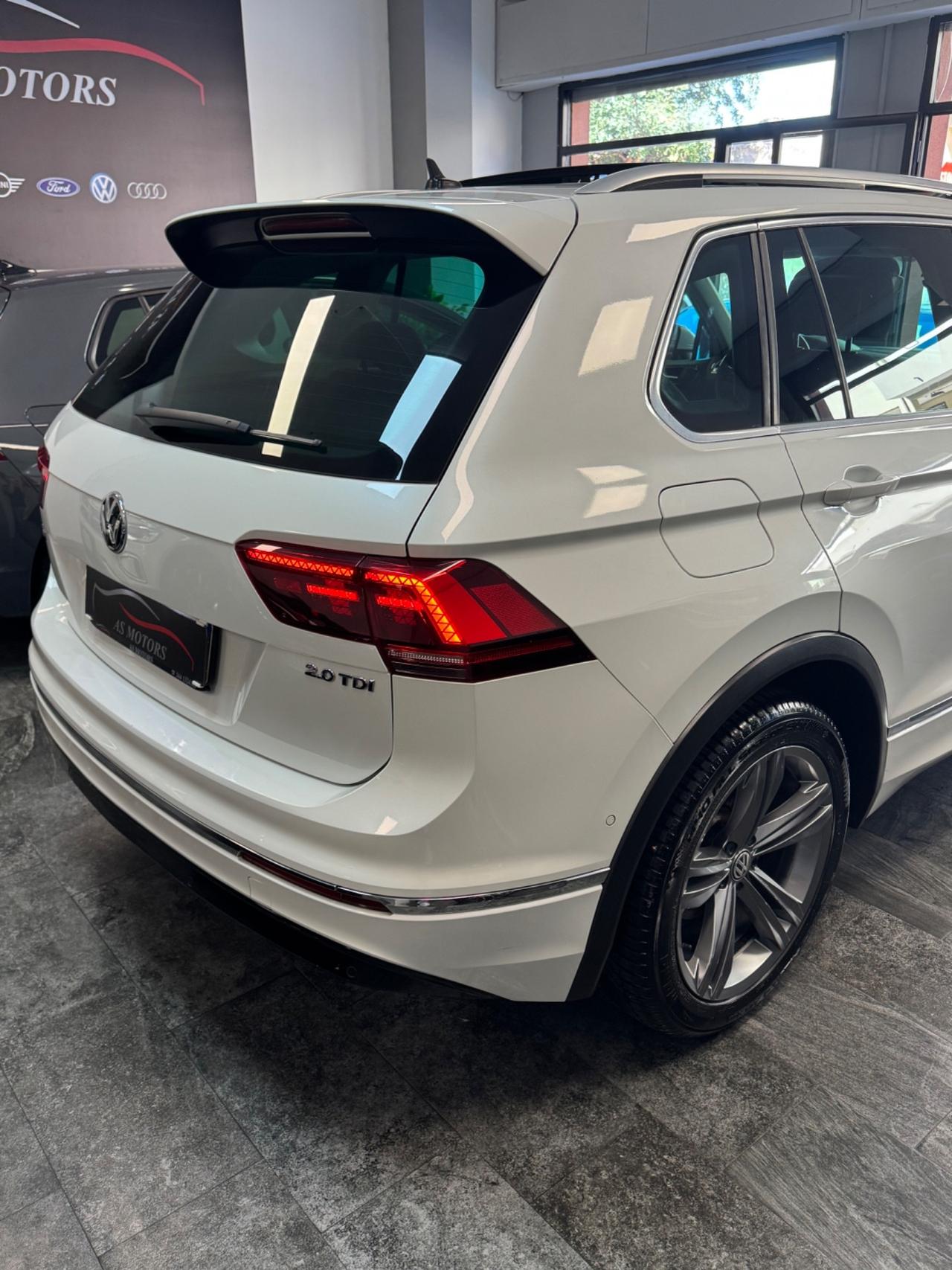 VW TIGUAN 2.0 TDI 150 CV R LINE TETTO APRIBILE