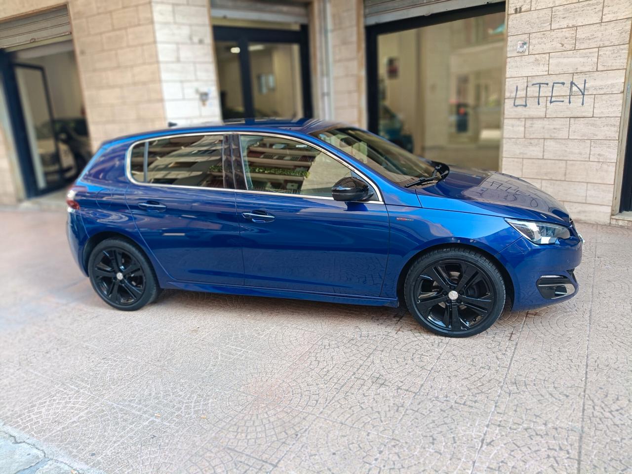 Peugeot 308 1.6HDi 120 GT Line-NAVY-Euro 9990-