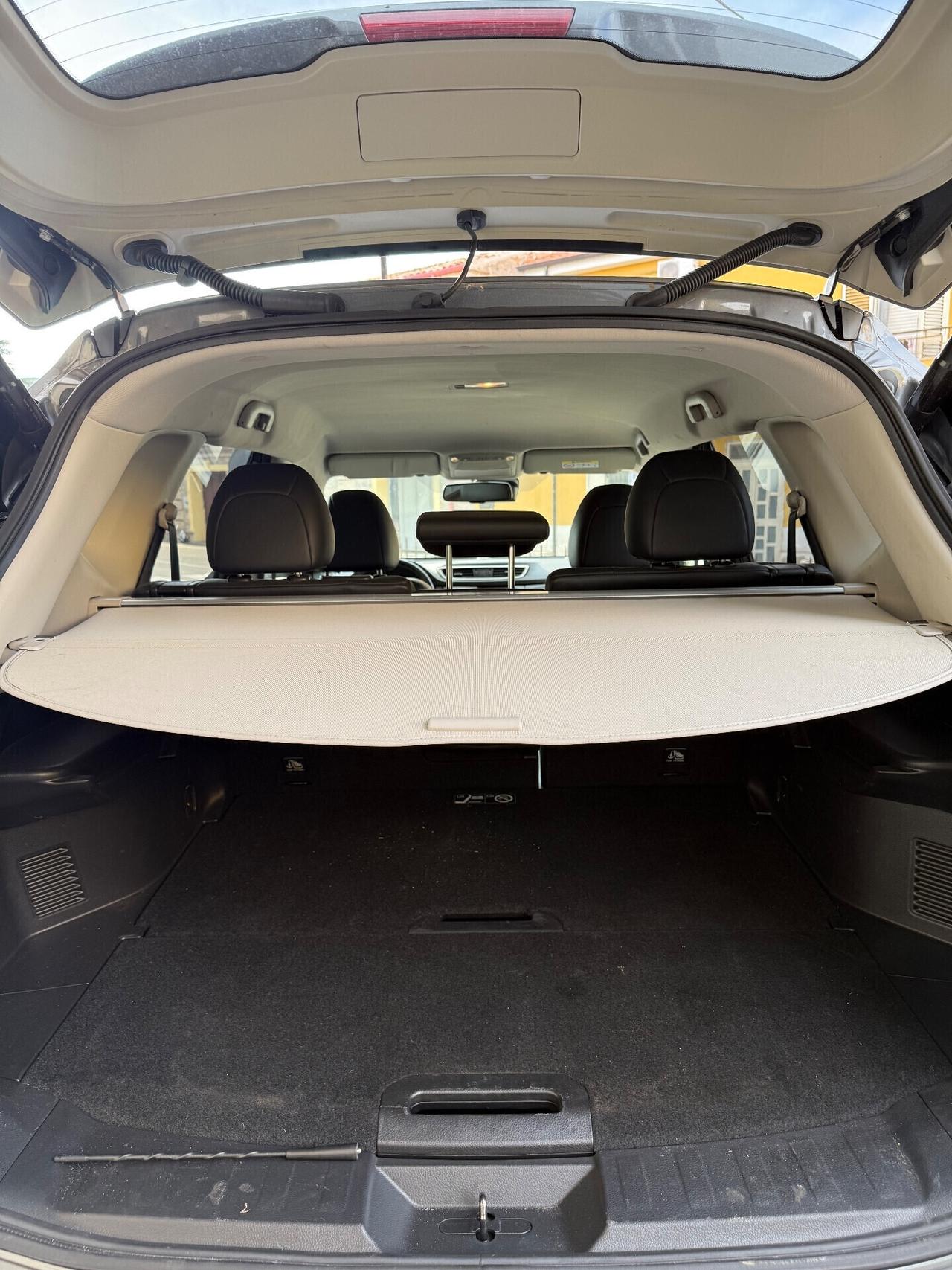 Nissan X-Trail 4WD FULL OPTIONAL.