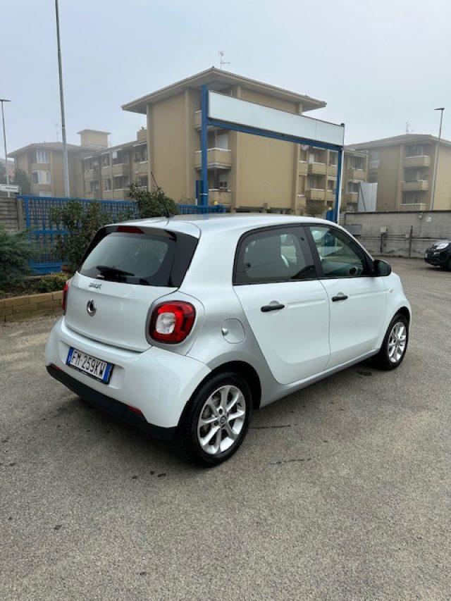 SMART ForFour 70 1.0 Passion