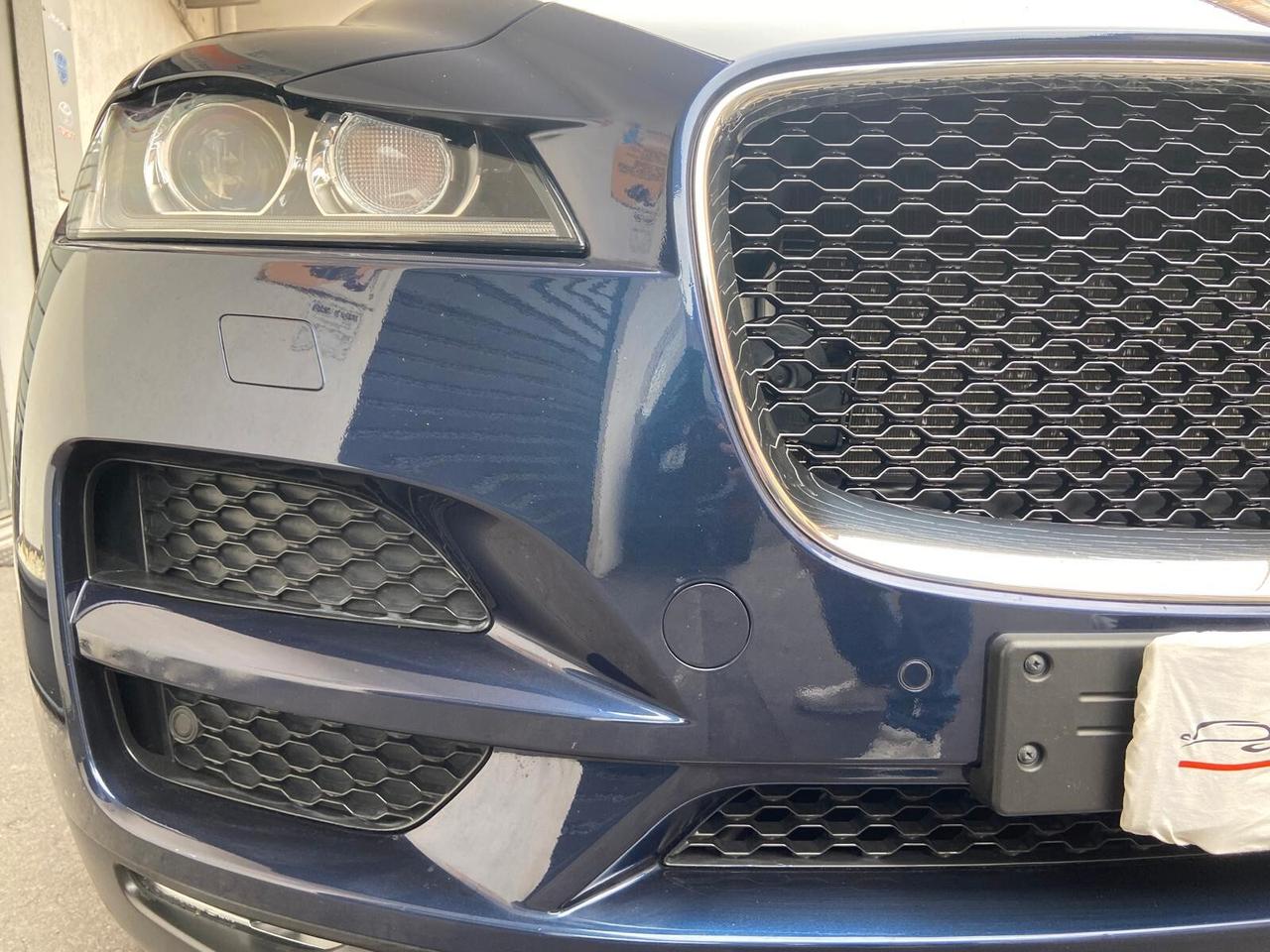 Jaguar F-Pace 2.0 D 180 CV AWD aut. Prestige