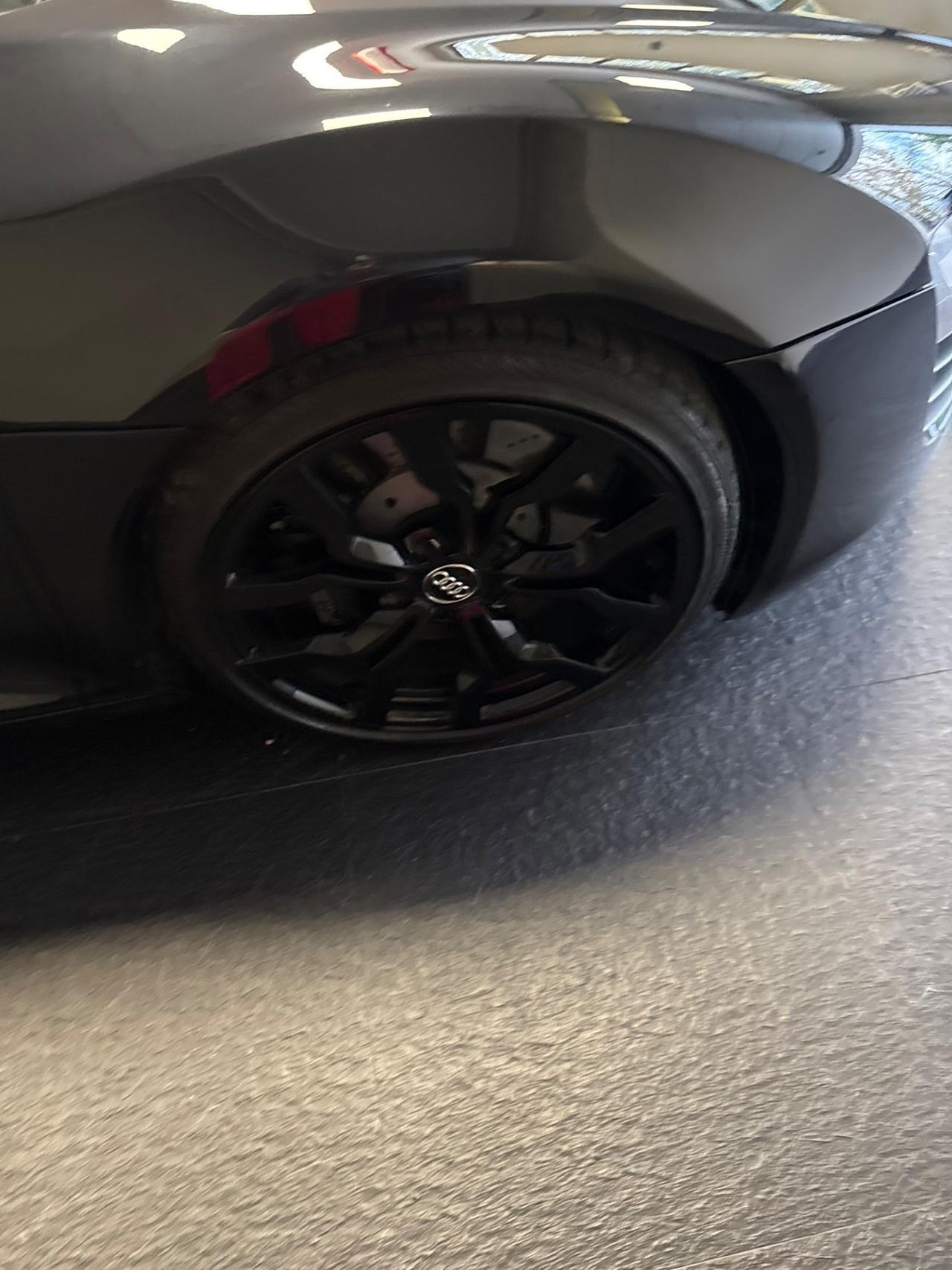 Audi R8 Spyder 4.2 V8 FSI quattro R tronic