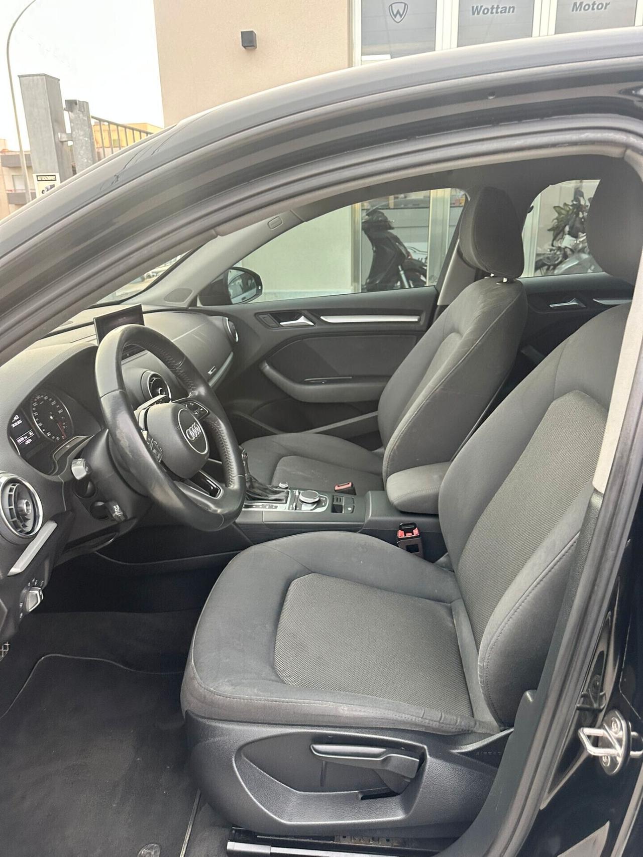 Audi A3 SPB 30 TDI Business