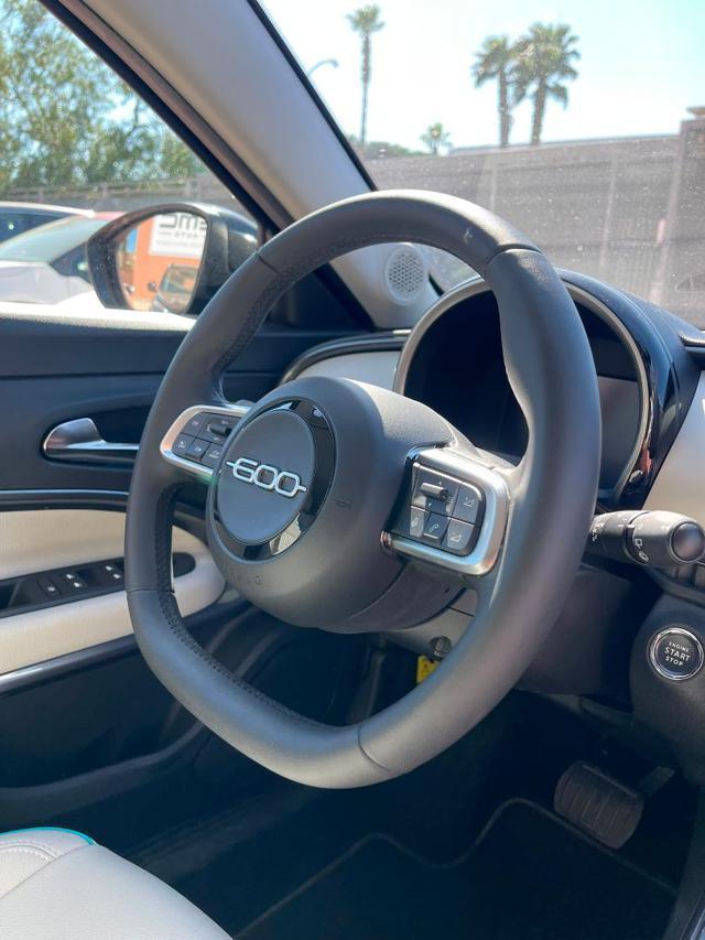 FIAT 600 Hybrid 110 CV DCT MHEV LA PRIMA