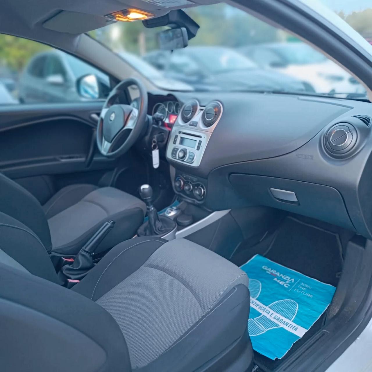 Alfa Romeo MiTo 1.4 78 CV BLACKLINE