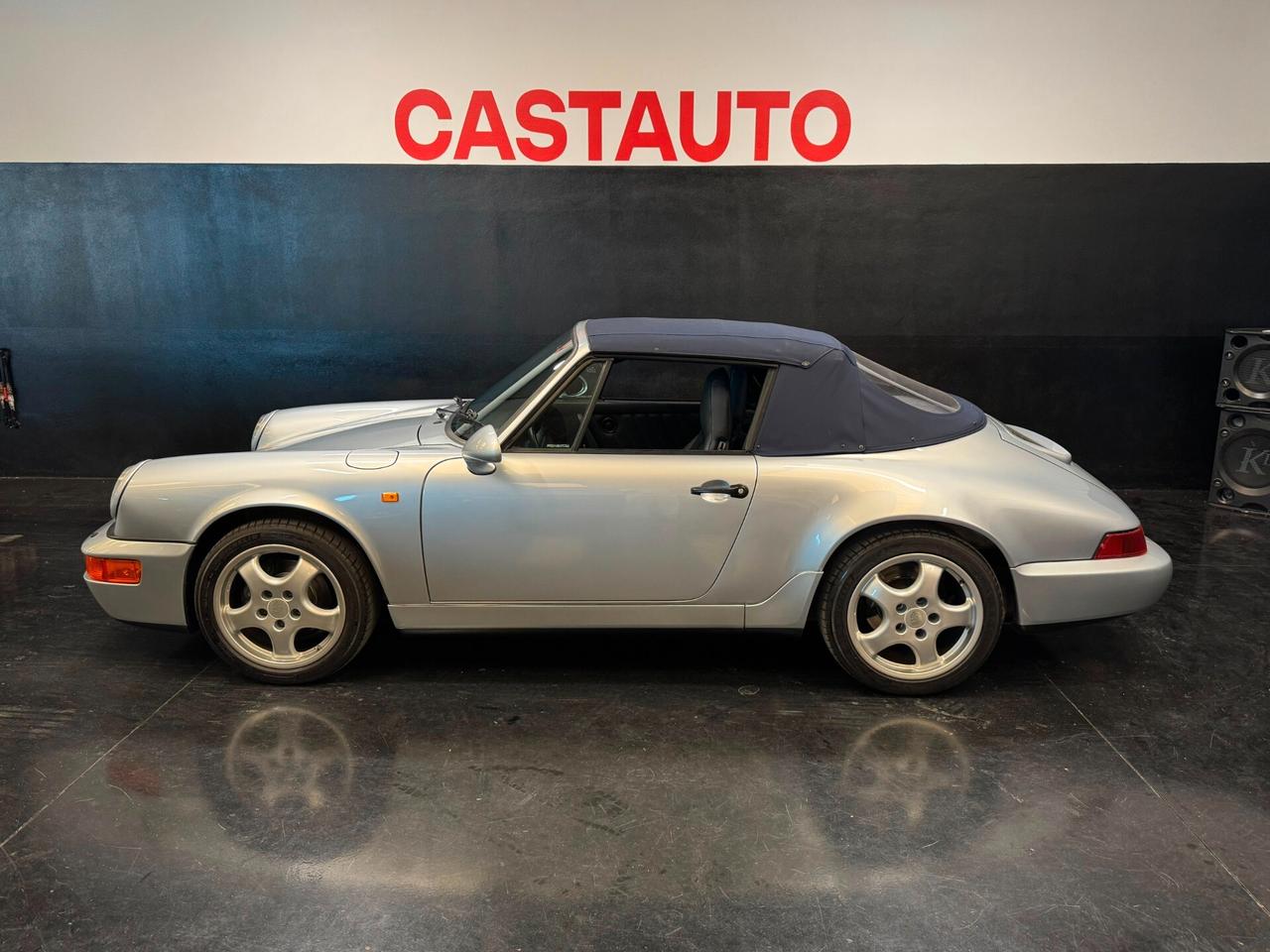 Porsche 964 Carrera 2 Cabrio
