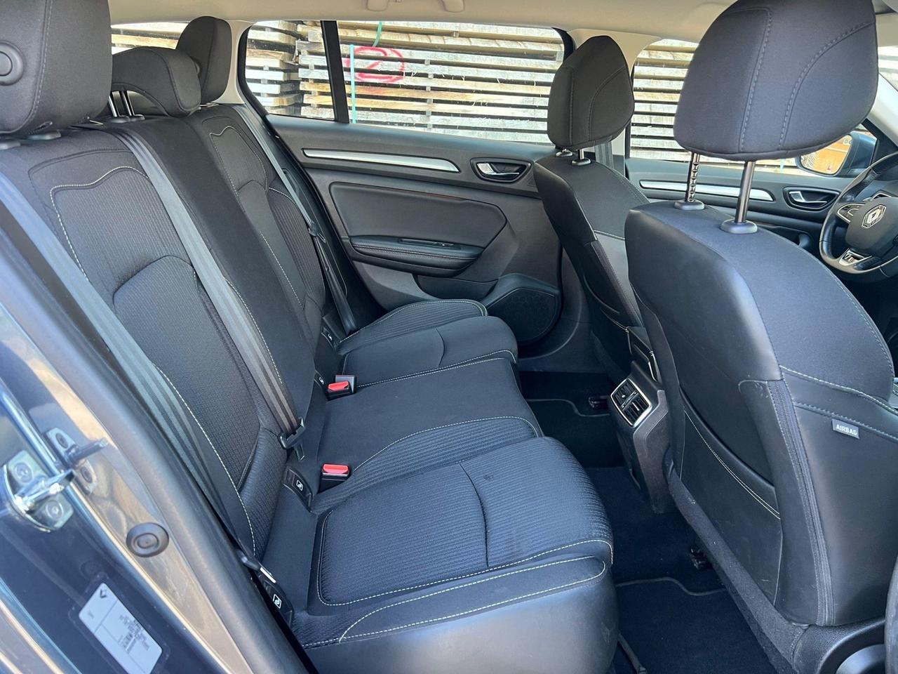 Renault Megane Mégane Sporter Blue dCi 115 CV EDC Business