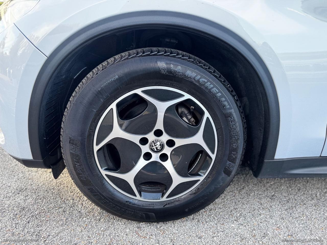 ALFA ROMEO Stelvio 2.2 T.diesel 160CV AT8 RWD Bus.