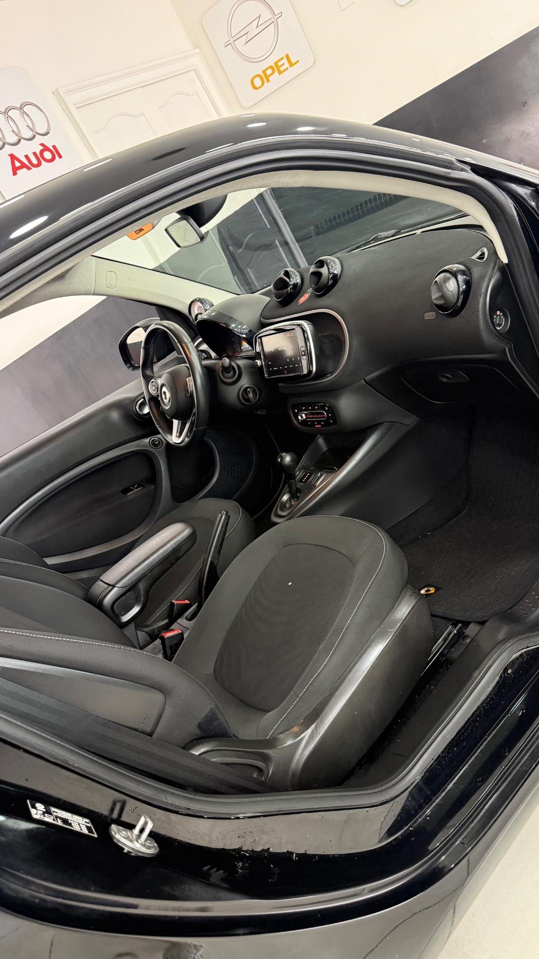 Smart ForTwo EQ Racingreen