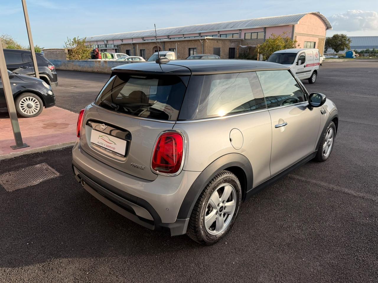 Mini 1.5 Cooper 3p Business Auto Unipro