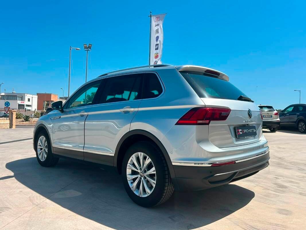 Volkswagen Tiguan 2.0 tdi Life 150cv dsg