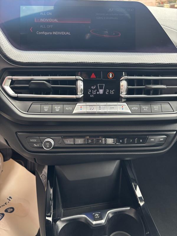 BMW 118 i Advantage 140cv auto FULL LED-NAVI-18"