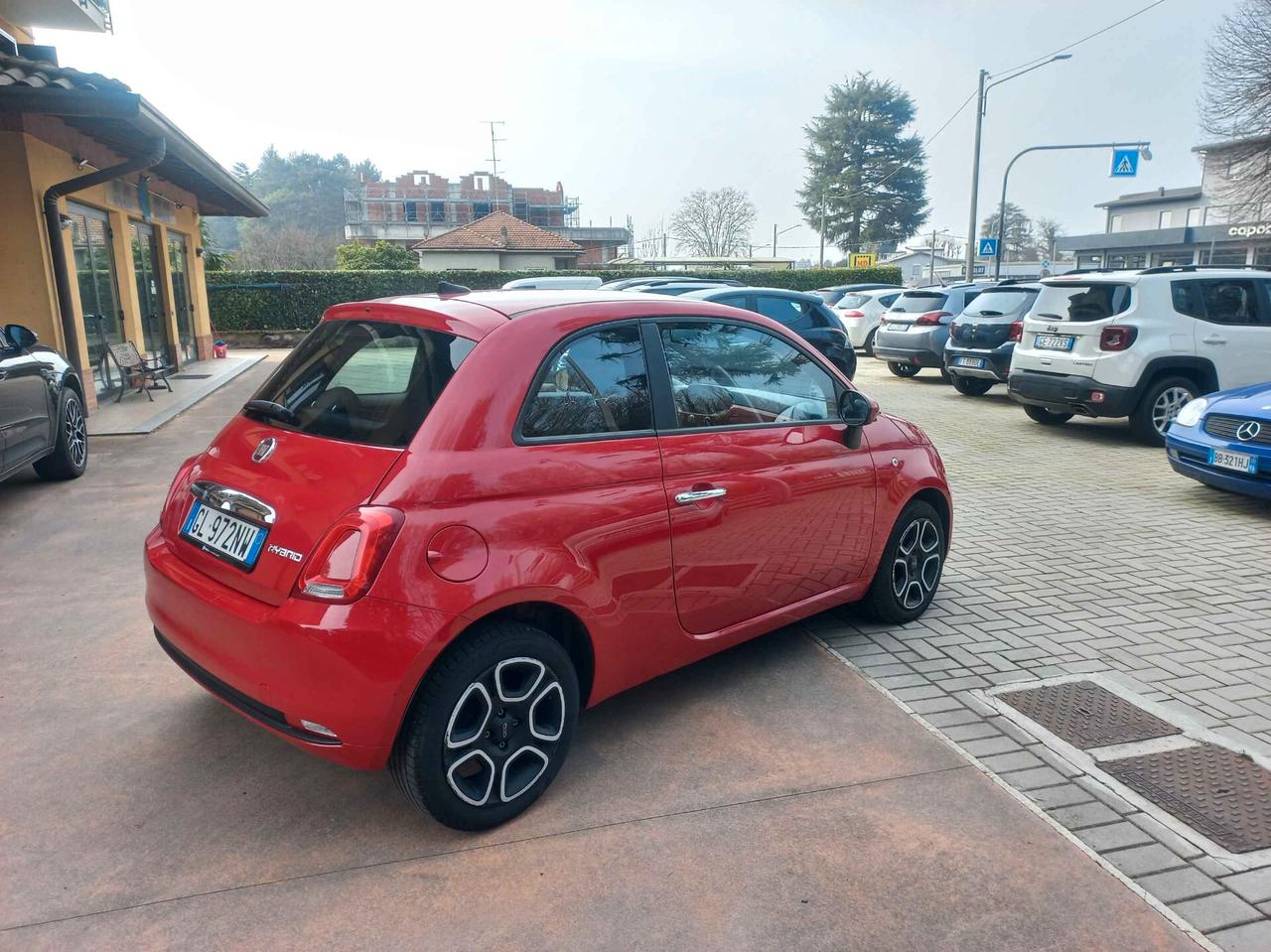 Fiat 500 1.0 Hybrid Red