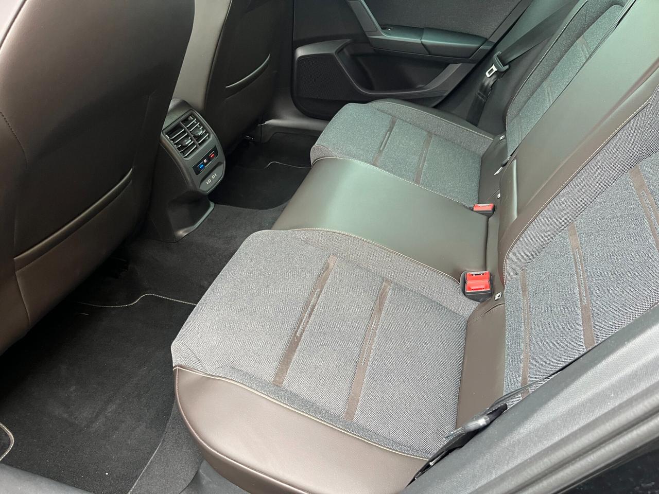 Seat Leon 2.0 TDI Xcellence**KM 52040**BERLINA