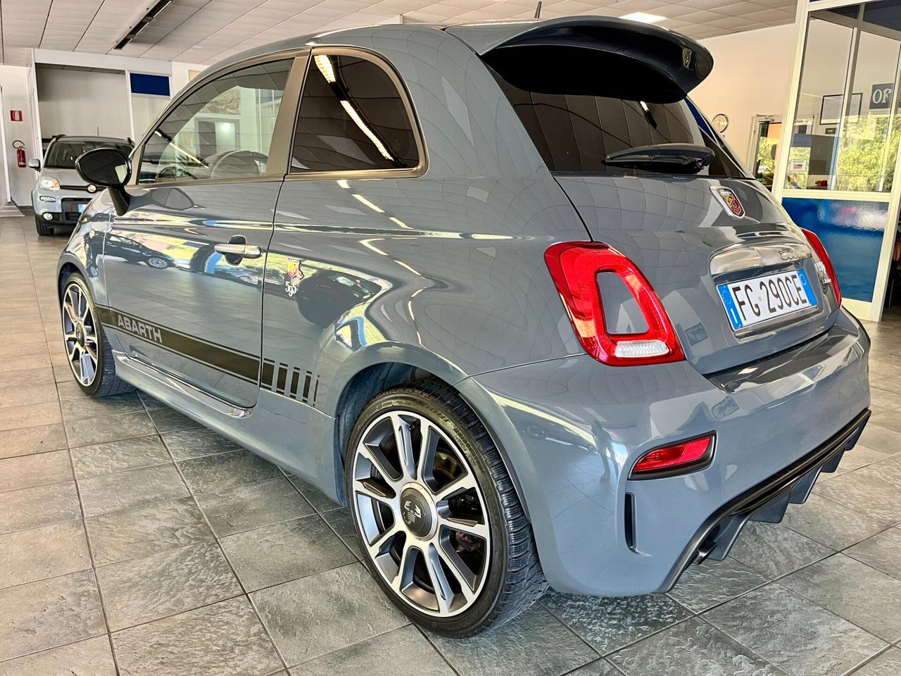Abarth 595 1.4 Turbo T-Jet 165 CV Turismo
