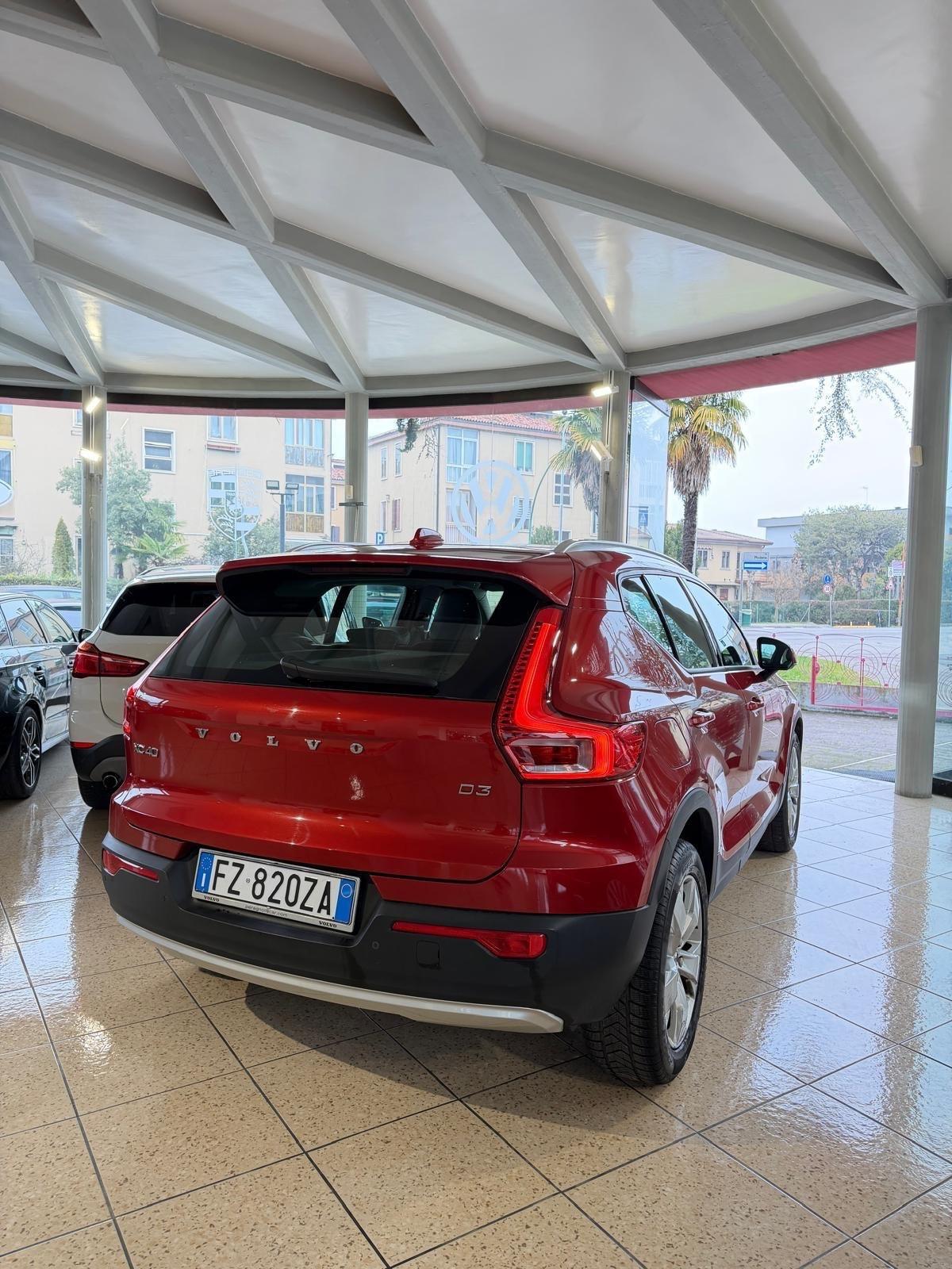 Volvo XC40 D4 AWD Geartronic R-design