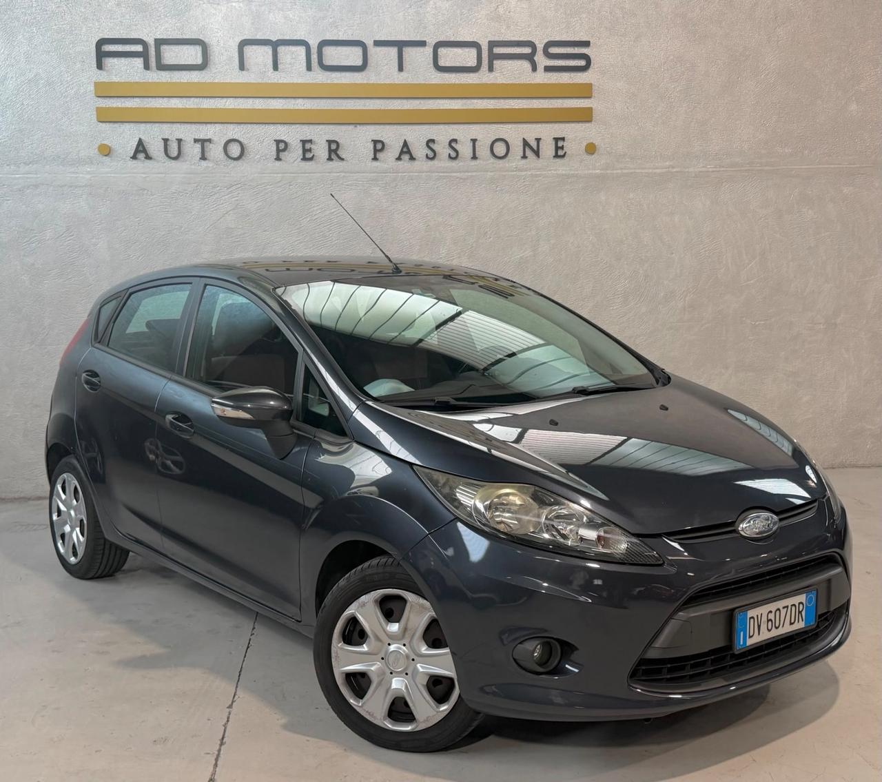 Ford Fiesta Benzina Neopatentati Pneumatici Nuovi