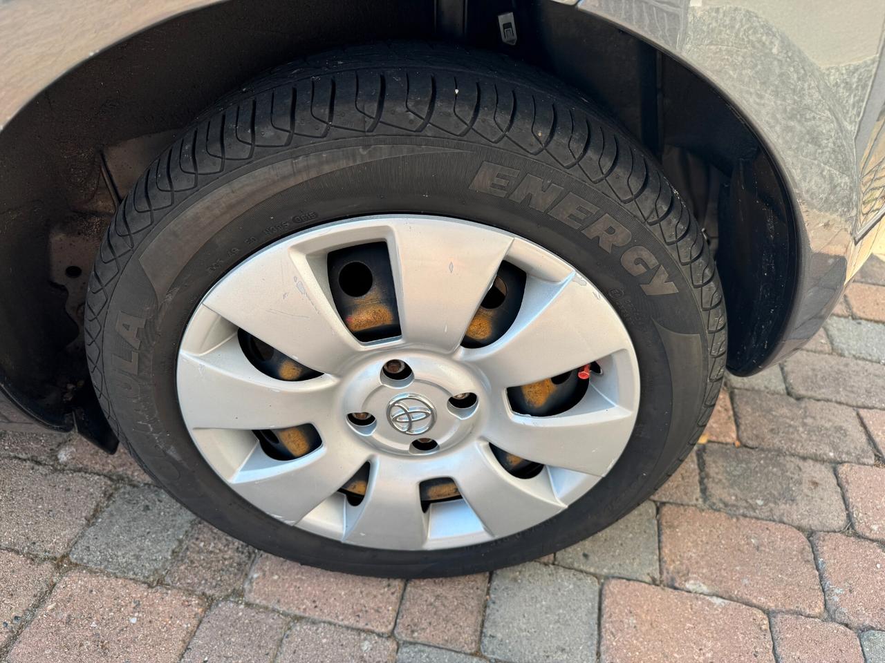Toyota Yaris 1.3 5 porte Navi NEOPATENTATI