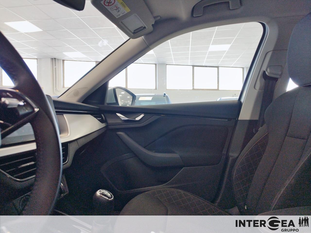 SKODA Kamiq 1.0 tsi Ambition 95cv
