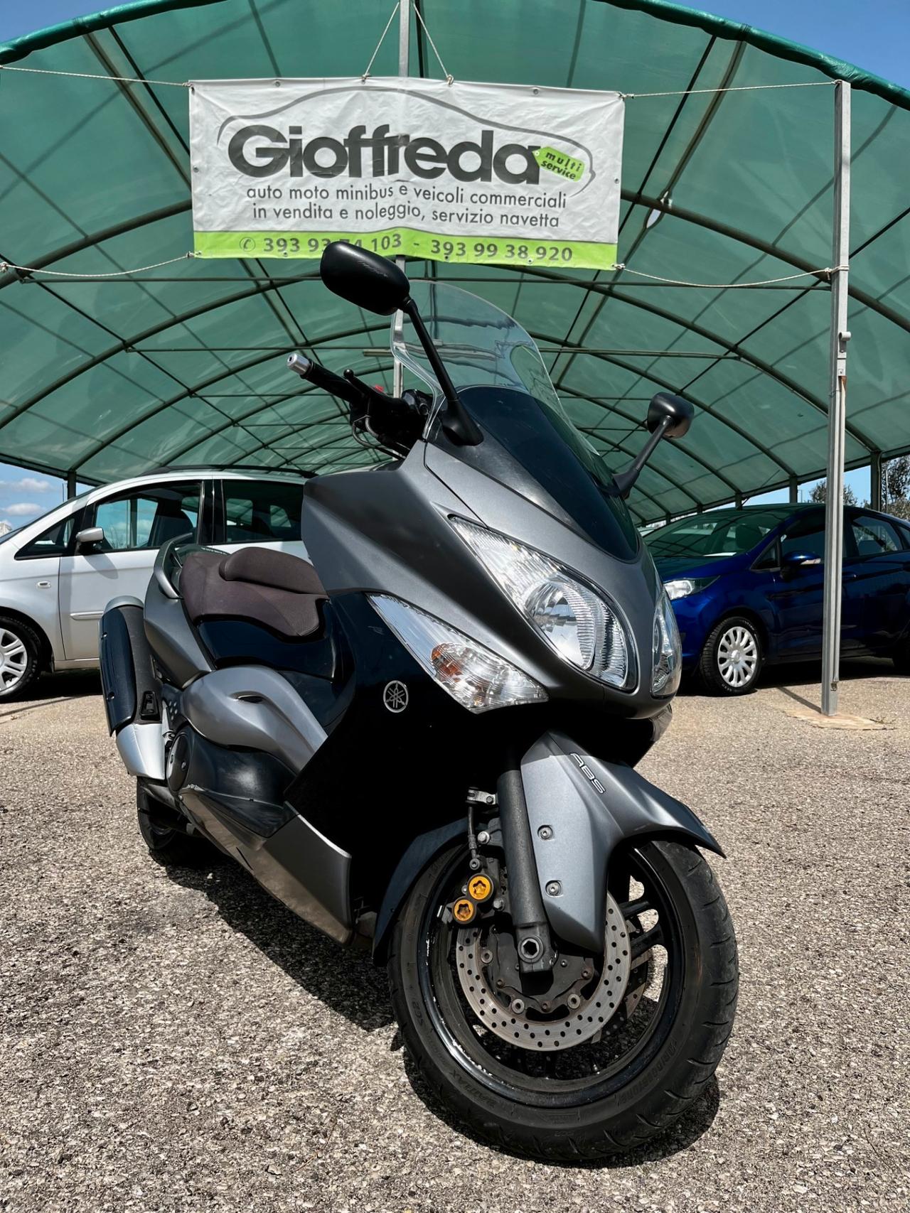 Yamaha T-max 500 versione con ABS