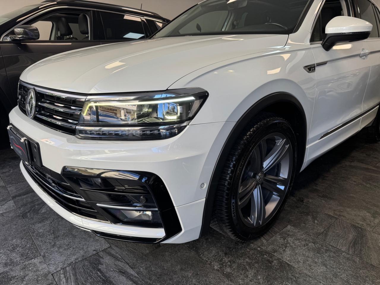 VW TIGUAN 2.0 TDI 150 CV R LINE TETTO APRIBILE