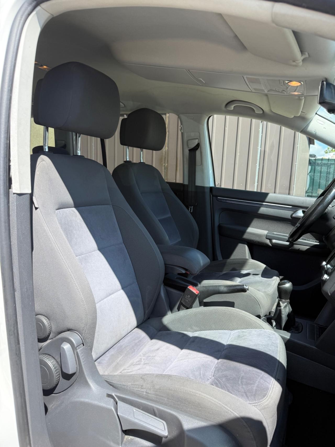 Volkswagen Touran Business 2.0 TDI 140 CV Highline