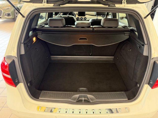 MERCEDES-BENZ B 200 c Sport //LED//NAVI//AUTOMATICA//