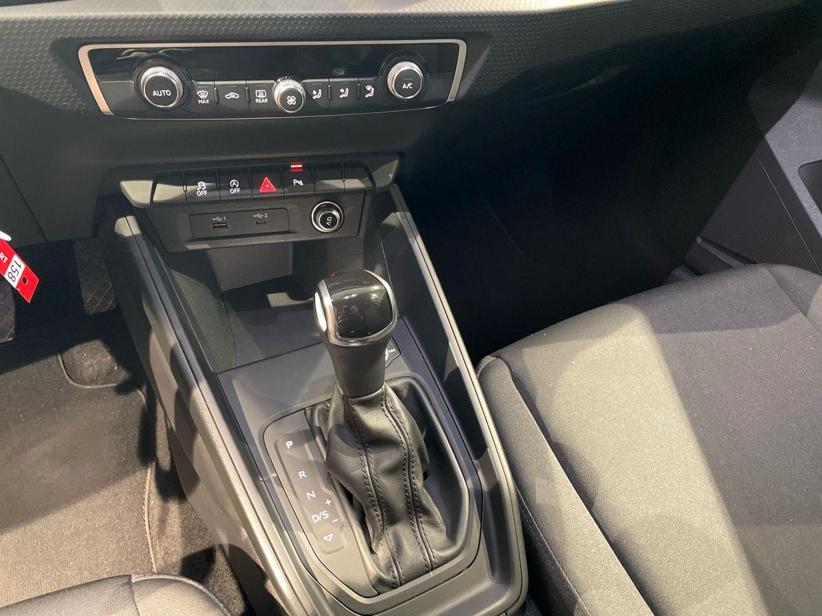 AUDI A1 II 2019 Sportback - A1 Sportback 30 1.0 tfsi Admired 116cv s-tronic my20